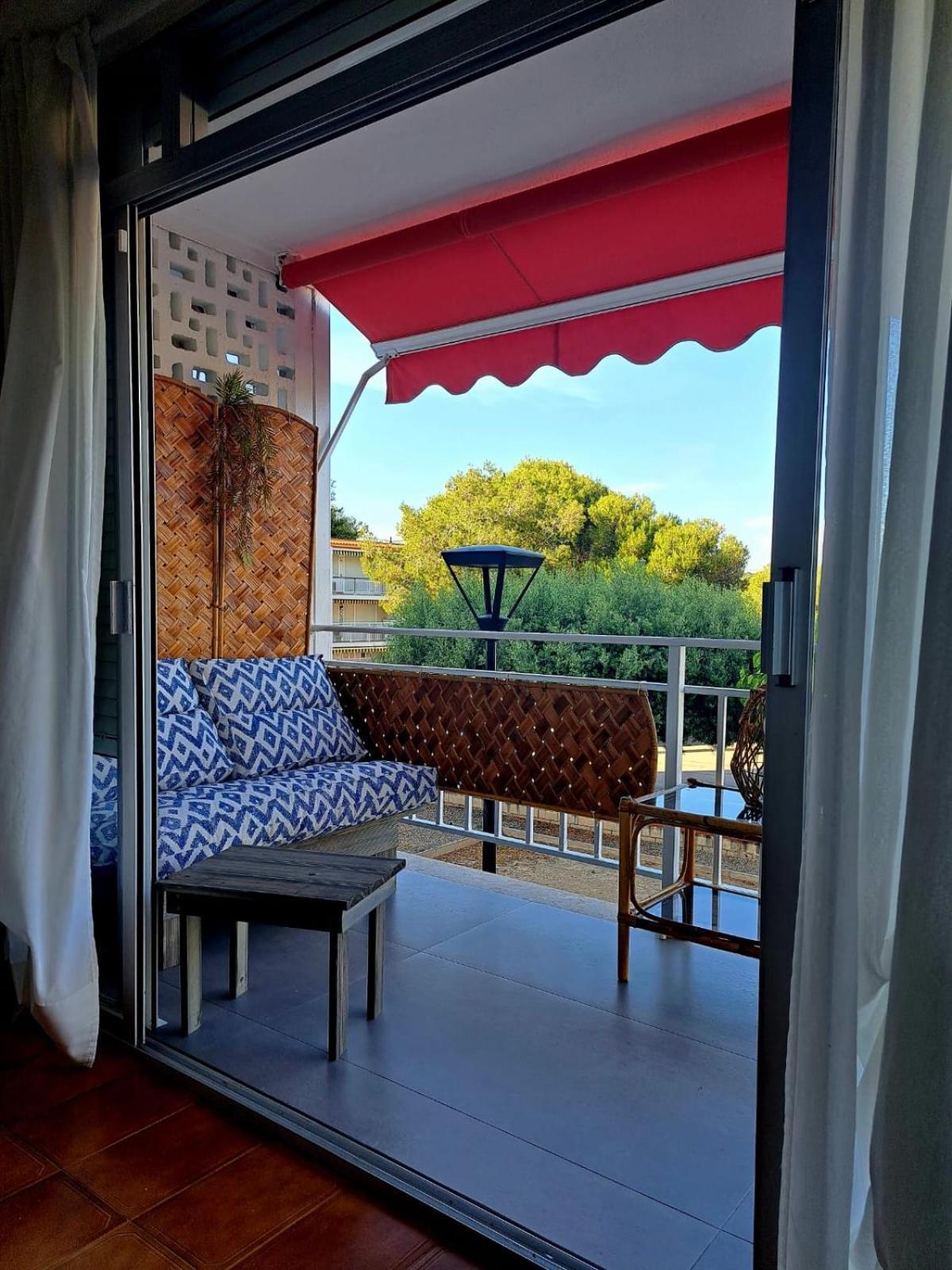 Apartment In Front Of Arrabassada Beach タラゴナ エクステリア 写真