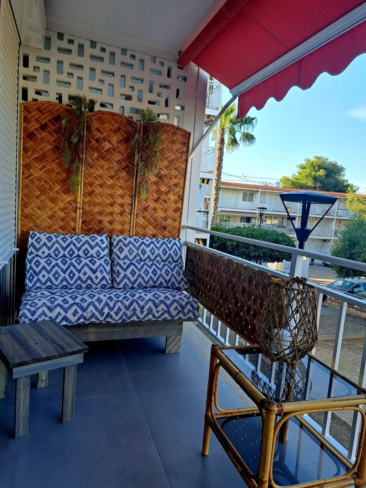Apartment In Front Of Arrabassada Beach タラゴナ エクステリア 写真